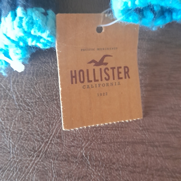 Hollister mittens - Picture 3 of 6